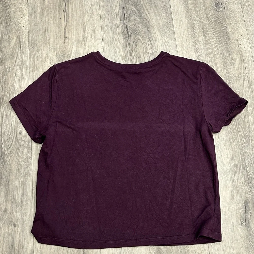Babaton Purple Crop T-Shirt - Picture 3 of 3